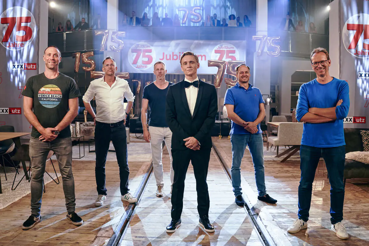 Das Team hinter den Spots (vlnr): Erik Schmitt (Regie), Stefan Filtgen (For Sale), Thomas Andreasch (Film Factory), Matthias Schweighöfer, Konrad Nill (Marketingleitung XXXLutz Deutschland), Christian Rechmann (For Sale)